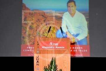 Presentación del candidato socialista a la Alcaldía de Telde (Foto TA)